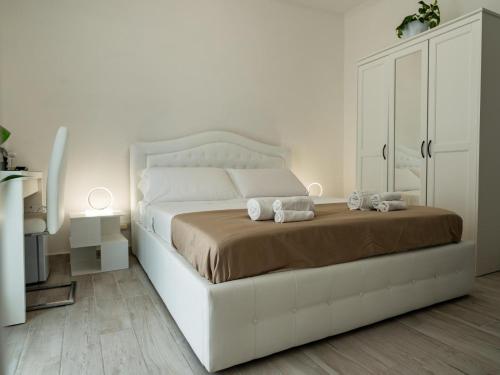 Felix Rooms