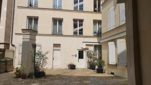 Photo de la galerie de l'établissement Studio calme et ensoleillé entièrement rénové, à Paris