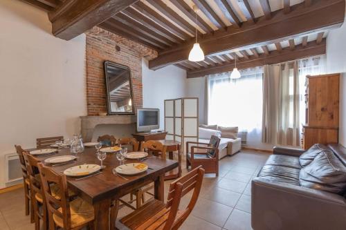 Le Resto - Proche Pérouges