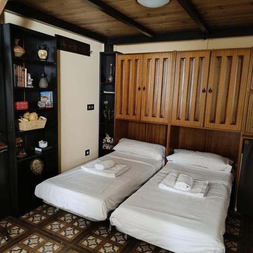 Solana de Luche, casa independiente tipo loft con terraza en Puerta del Ángel