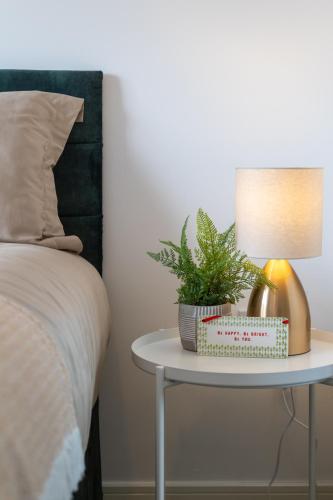 Cozy Glam Patchway Garden House Sleep 9 Mid-Long Term Welcome photo 54