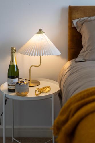 Cozy Glam Patchway Garden House Sleep 9 Mid-Long Term Welcome photo 20
