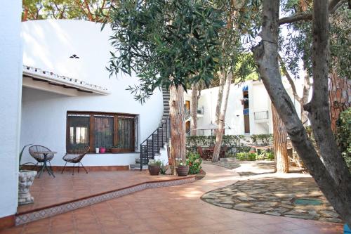LaTorre seafront villa