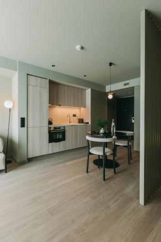 Kuchyň nebo kuchyňský kout v ubytování Hotels 705 Porto Prime Home