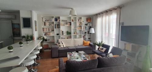 Bel et grand appartement chaleureux hyper centre