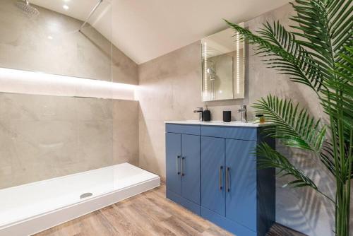 Et badeværelse på Majestic - Superior 2 Bedroom 9