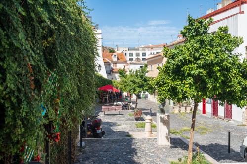 Studio Mouraria, Lisbon Center, tram & metro