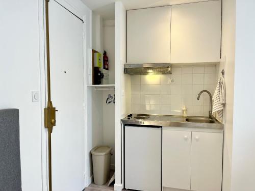 Petit appartement agréable au cœur du 11e arrondissement