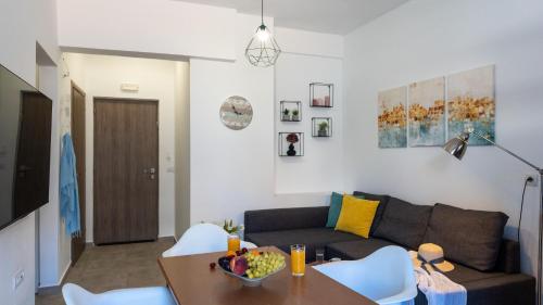 A seating area at Theofilos apartment