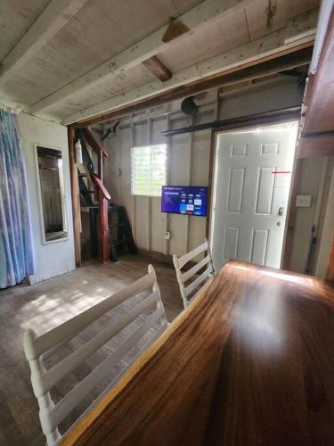 Gallery image of Cabin 2-Rustic private stay near Volcano National Park in Fern Forest