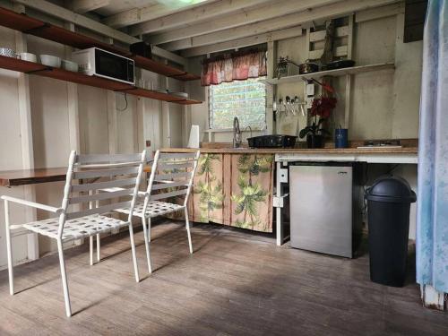 Gallery image of Cabin 2-Rustic private stay near Volcano National Park in Fern Forest