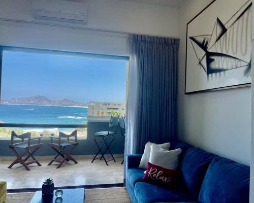 Χώρος καθιστικού στο Stunning Views Beach & Lifestyle