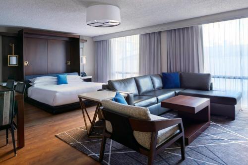 Et opholdsområde på Kansas City Airport Marriott