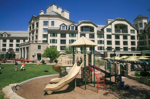 Φωτογραφία από το άλμπουμ του Ascent 409 by East West Hospitality σε Avon