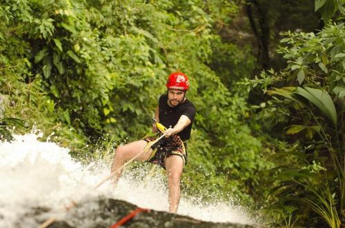 Cascada escondida glampingの宿泊客