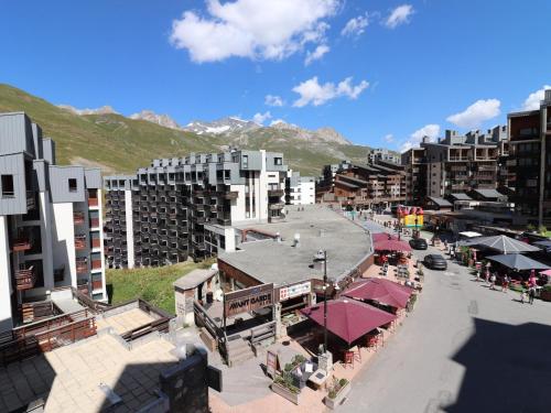 Studio rénové avec mezzanine et wifi, au pied des pistes avec balcon