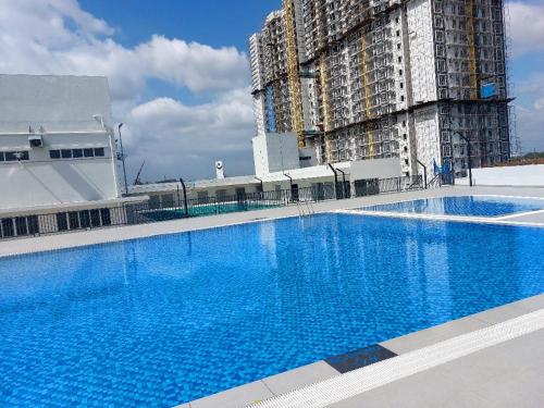 Πισίνα στο ή κοντά στο Faeyz Homestay Seri Serindit