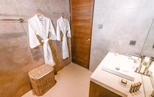 Koupelna v ubytování TANA Beach Villas