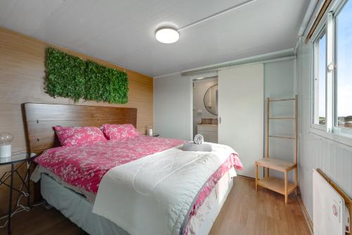 Gallery image of One bedroom Cabin 5min to Puke Towncentre in Pukekohe East