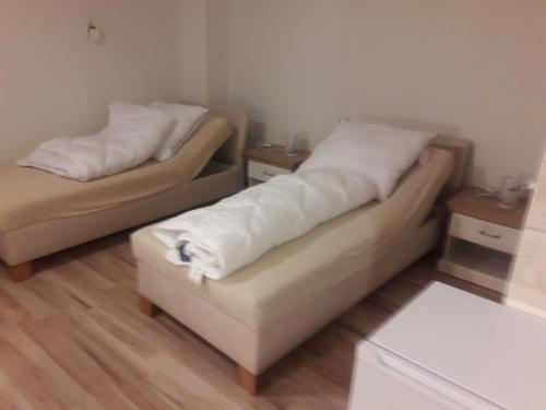 Φωτογραφία από το άλμπουμ του Turistická ubytovňa Hotel Divin σε Divín