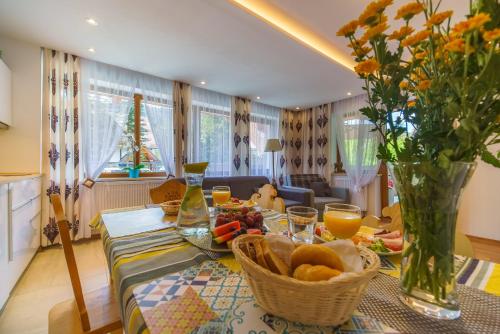 Posedenie v ubytovaní Villa Odskocznia Apartamenty - Sauna, Centrum - Skocznia, Zakopane