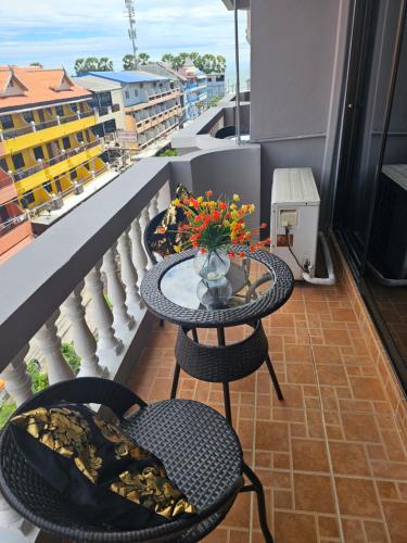 Balkón nebo terasa v ubytování Candy Beach Seaview Jomtien