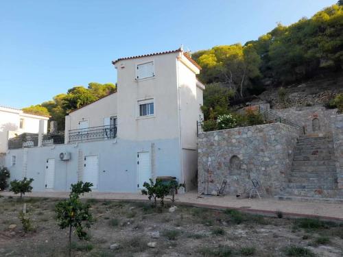 Oasis Escape Villa Loutraki