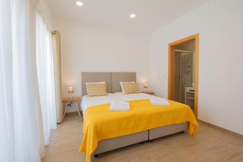 Villa Harbour Rooms & Apartments