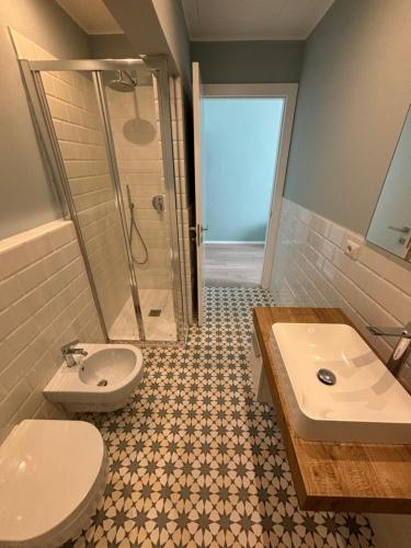 Bagno di Suites Roma 85