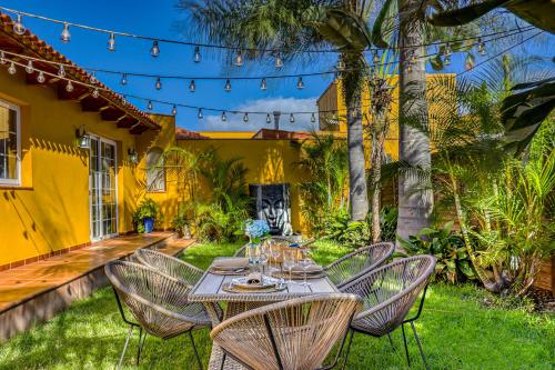 Casa Vista Teide con Jardín, Barbacoa y Fuente Zen