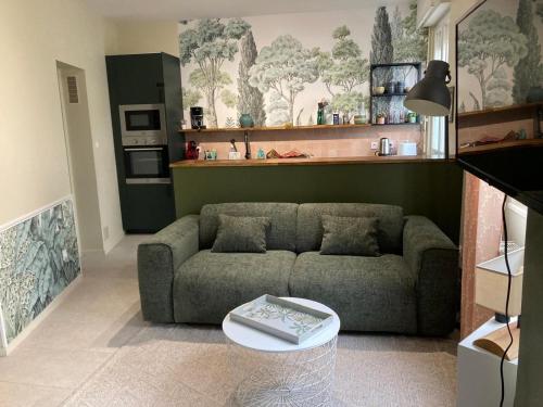 Le 101 appartement dans charmant village parking facile