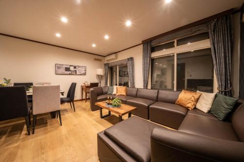 Posezení v ubytování THE PHOENIX