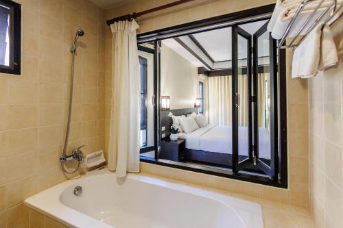 Koupelna v ubytování Nang Thong Beach Resort