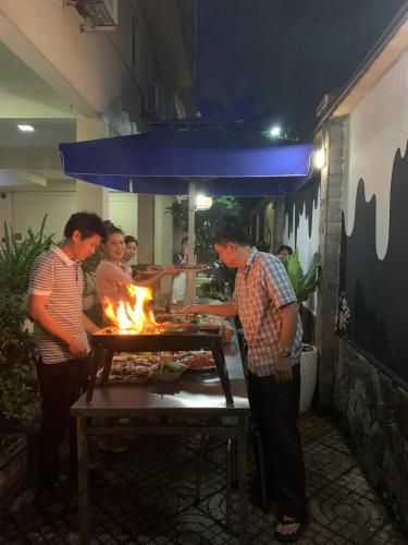 Επισκέπτες που μένουν στο Ha Long hotel