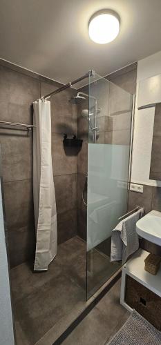 Ένα μπάνιο στο DG Apartment in der Altstadt