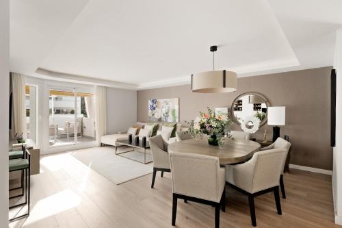 MARBELLA LUXURY APARTAMENT El Dorado Puerto Banús, Nueva Andalucia, 4 bedrooms