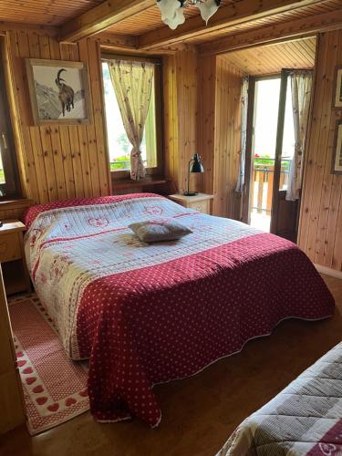 Ένα ή περισσότερα κρεβάτια σε δωμάτιο στο Casa Chevrere