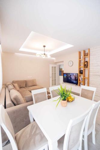 Zoto Luxury Apartment