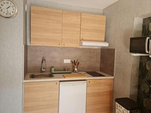 Appartement 2 pièces équipé & rénové