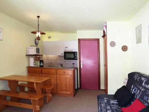 Studio 4 pers. accès direct pistes, centre et balcon sud - FR-1-322-555