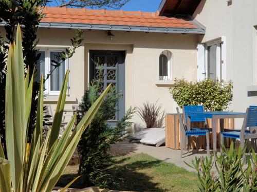 Maison typique, centre-ville, jardin ville haute