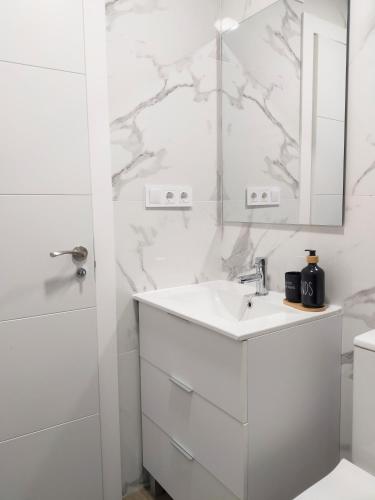 Moderno Apartamento en Peñíscola Centro, cerca de la Playa y el Castillo Papa Luna