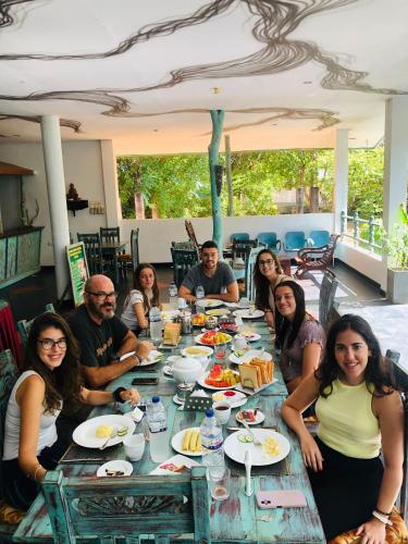 Eten bij of ergens in de buurt van het pension

