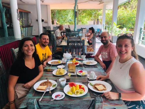 Eten bij of ergens in de buurt van het pension

