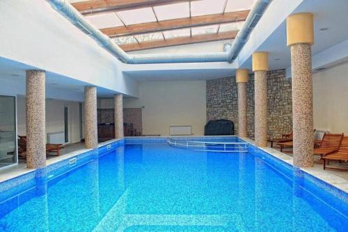 Bazén v ubytování Predela Heaven - FREE SPA - SKI in - out nebo v jeho okolí