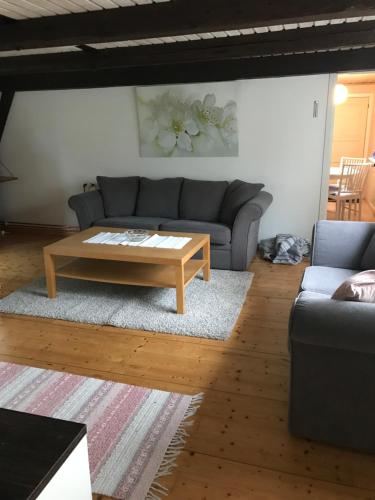 Ruang duduk di Halvboens gård i Olofsbo, Falkenberg