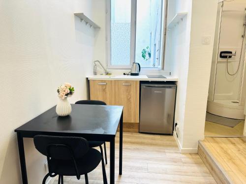 Dream Dwell Paris-beautiful flat with mezzanine near Quartier Marais 3e Paris
