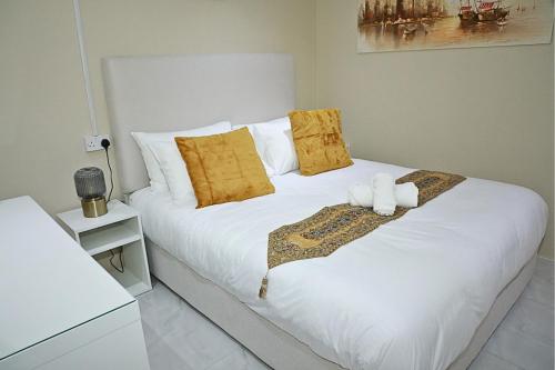 Lead Adventure Premium Desert camp Deluxe Room