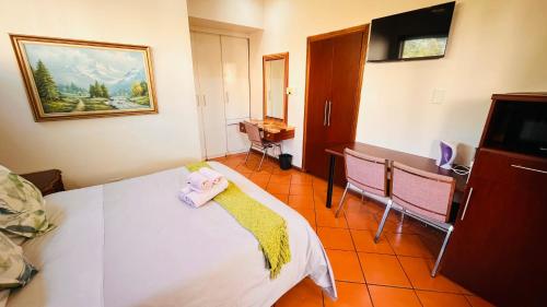 Televisyen dan/atau pusat hiburan di The Wood House