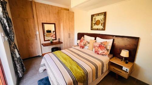 Katil atau katil-katil dalam bilik di The Wood House